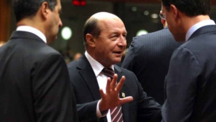 Comisia de la Veneţia recomandă schimbarea procedurii de demitere a preşedintelui